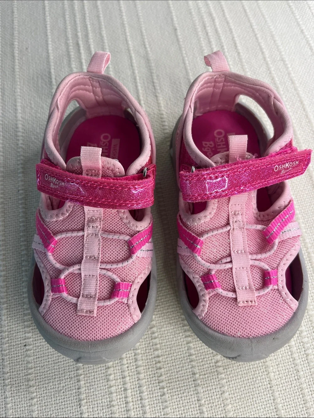 OshKosh B'gosh Washable Pink Hook-and-Loop closure,  Kids Sandals